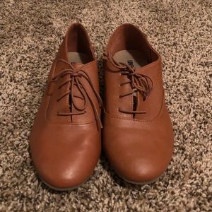 Brown Women’s Oxford Shoes